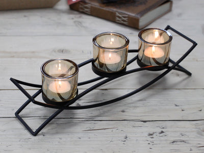 Adorn your table with this candle holder centrepiece and enjoy the peaceful glow of soft natural flicking candle light.